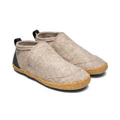 Tengries Walkabouts black comfortable casual footwear with flexible design and breathable fabric.