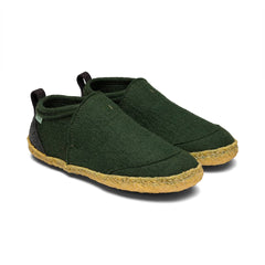 Tengries Walkabouts black comfortable casual footwear with flexible design and breathable fabric.